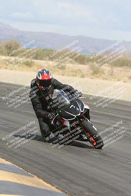 media/May-05-2025-Moto Forza (Mon) [[3c1838c5e5]]/2-B Group/Session 2 (Turn 7 Inside)/